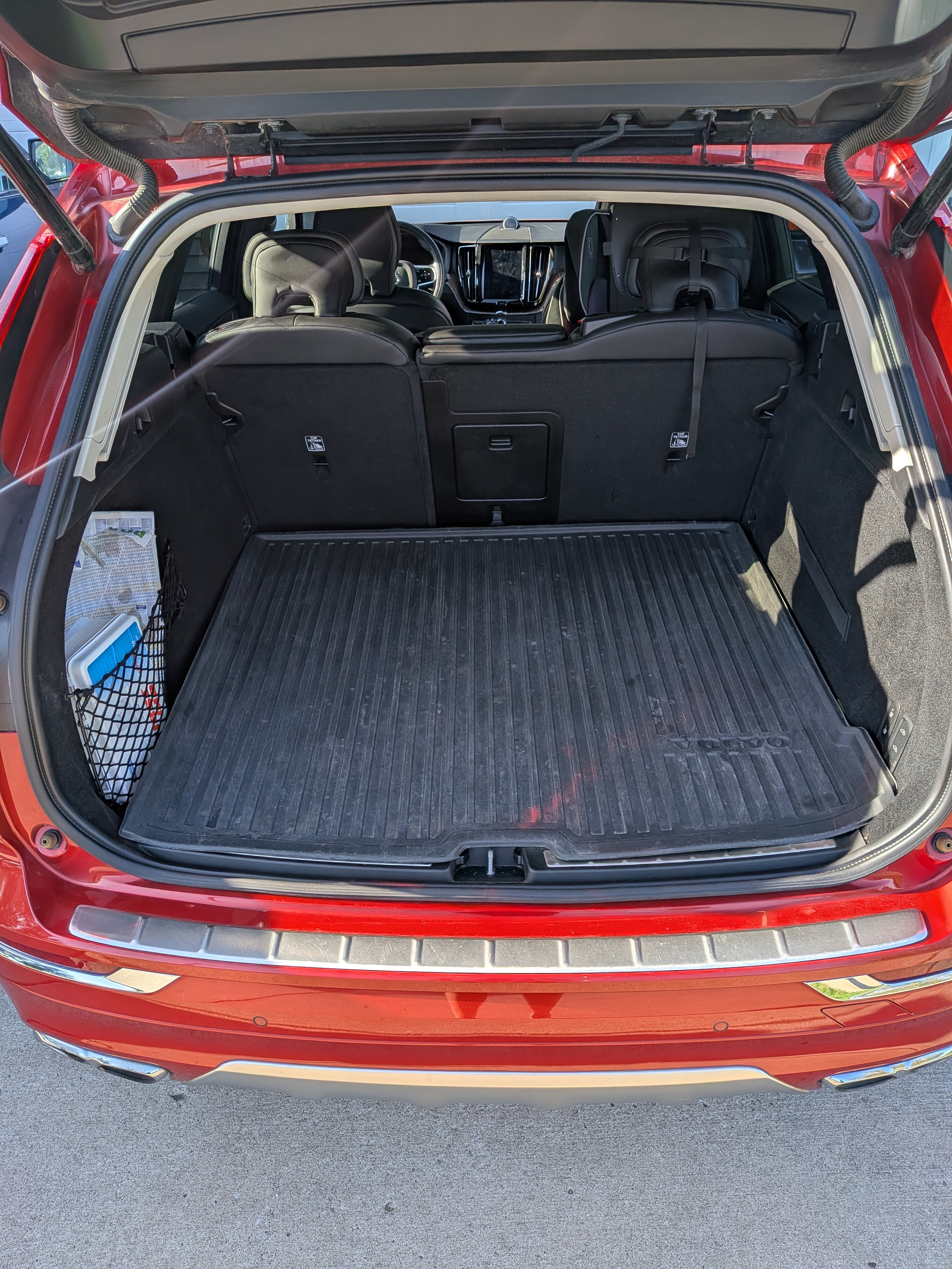 Used 2019 Volvo XC60 T6 Inscription w/ Protection Package Premier AWD/4WD image 9
