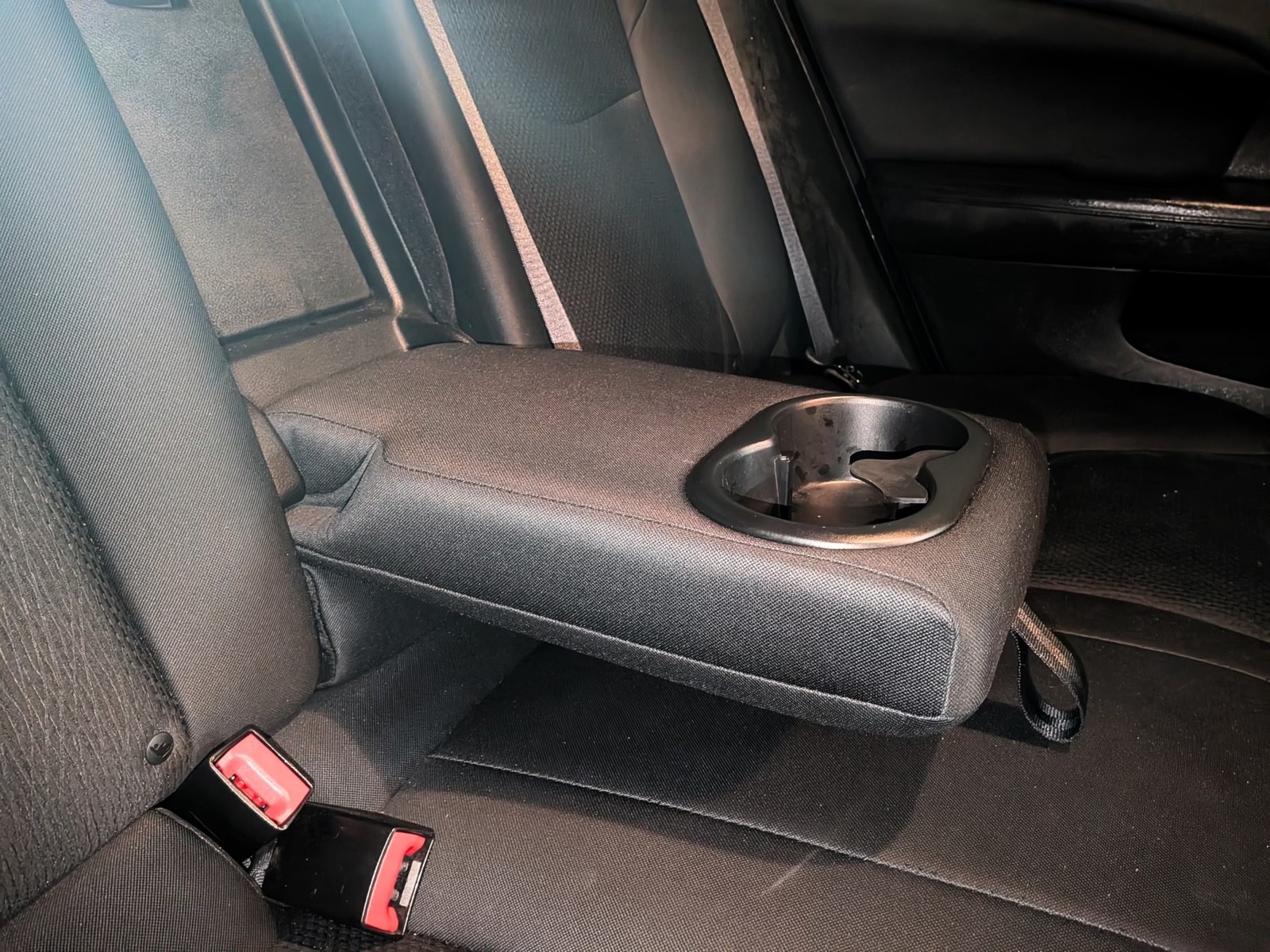 Used 2014 Chrysler 200 LX FWD image 31