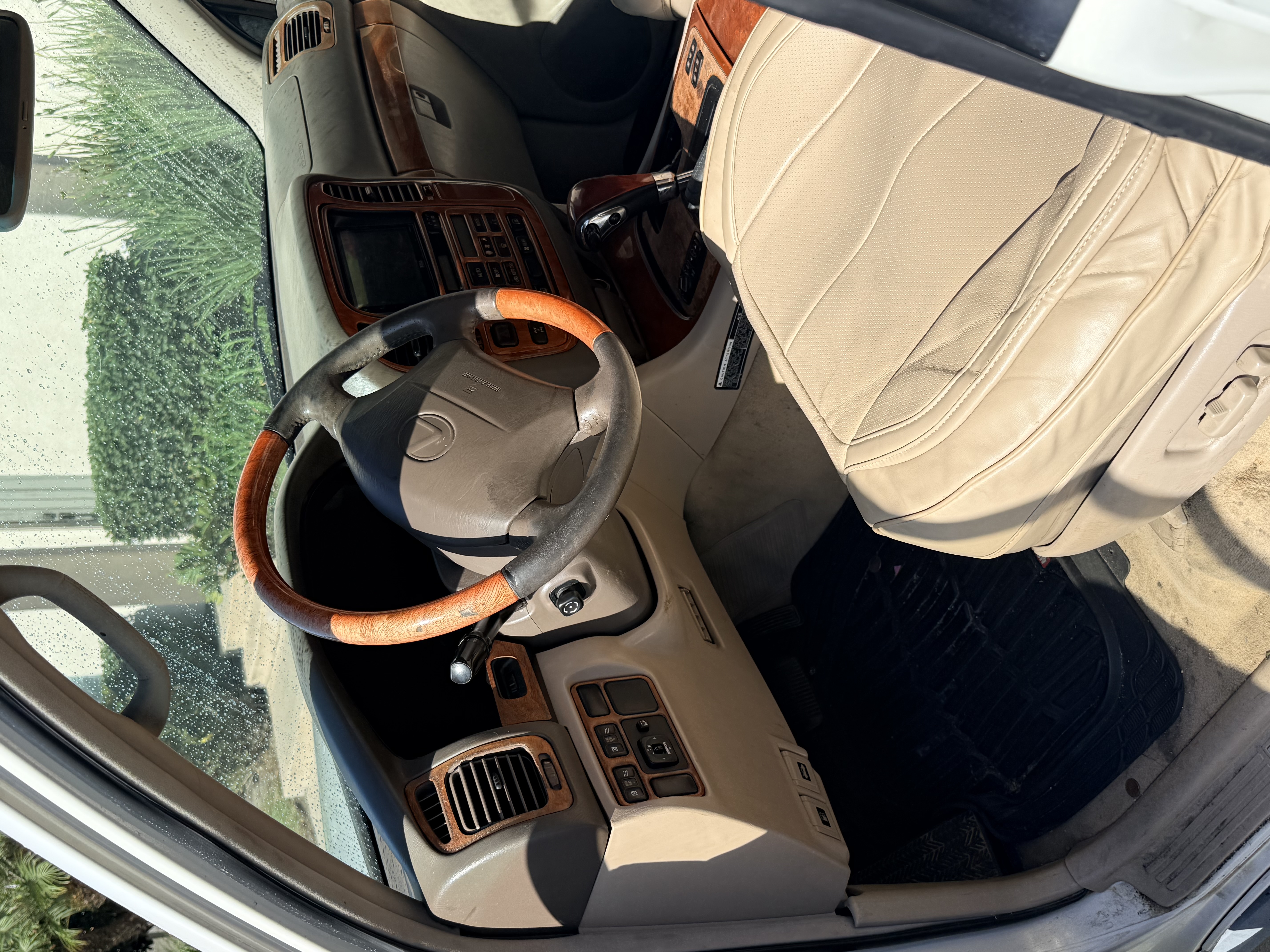 Used 2000 Lexus LX 470 4WD image 13