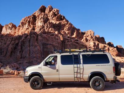 Used 2011 Ford E-350 and Econoline 350 XLT