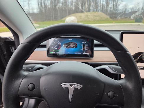 Used 2018 Tesla Model 3 Long Range image 15