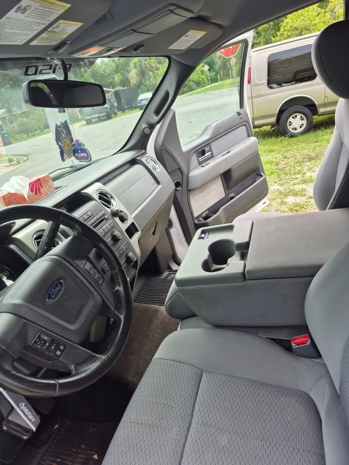 Used 2012 Ford F150 XLT w/ XLT Convenience Pkg RWD image 6