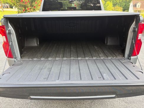 Used 2026 Chevrolet Silverado 1500 RST w/ RST Select Package AWD/4WD image 19