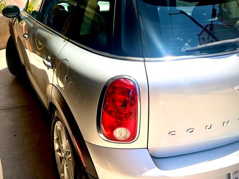 Used 2016 MINI Cooper Countryman S FWD image 8