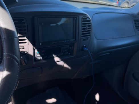 Used 2002 Ford F150 4x4 SuperCrew image 14