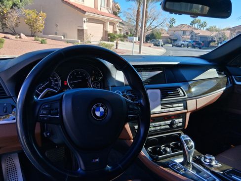 Used 2012 BMW 528i 528i Sedan 4D image 11