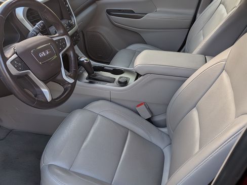 Used 2018 GMC Acadia SLT AWD/4WD image 11