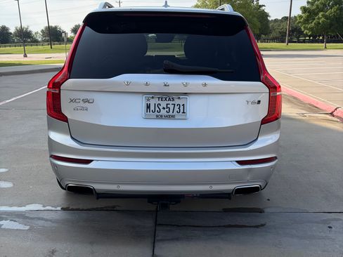 Used 2017 Volvo XC90 T6 Momentum w/ Vision Package AWD/4WD image 25