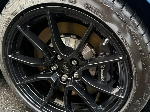 Used 2020 Ford Mustang Shelby GT350 w/ Technology Package image 4