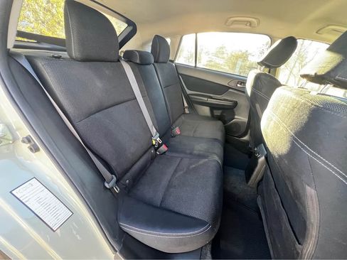 Used 2014 Subaru Crosstrek 2.0i Premium image 8