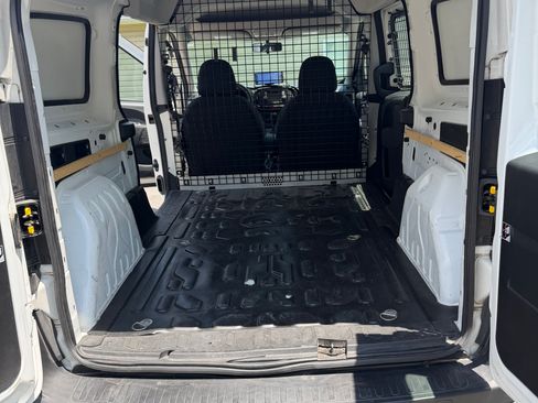 Used 2019 RAM ProMaster City Tradesman FWD image 12