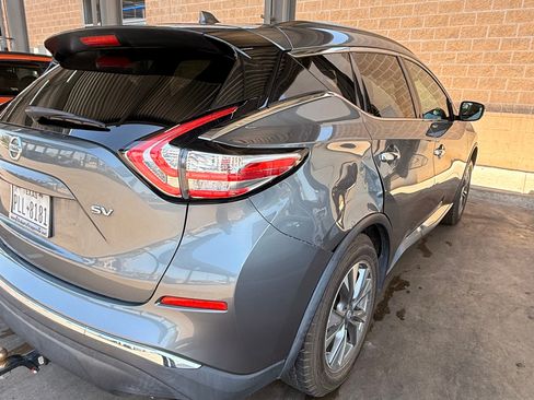 Used 2018 Nissan Murano SV FWD image 4
