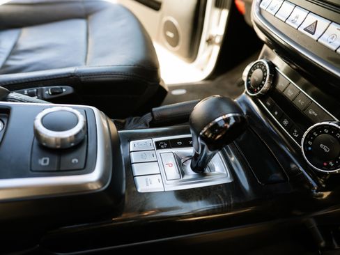 Used 2017 Mercedes-Benz G 550 image 15