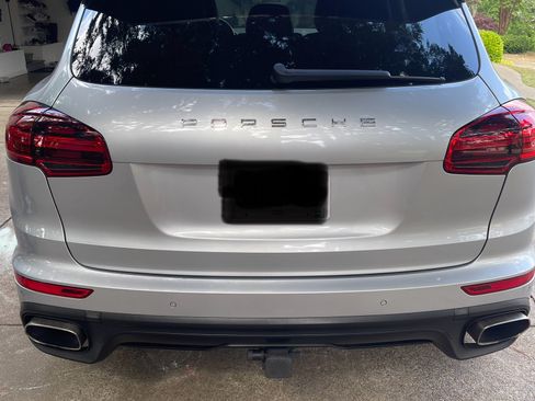 Used 2018 Porsche Cayenne Platinum Edition AWD/4WD image 5