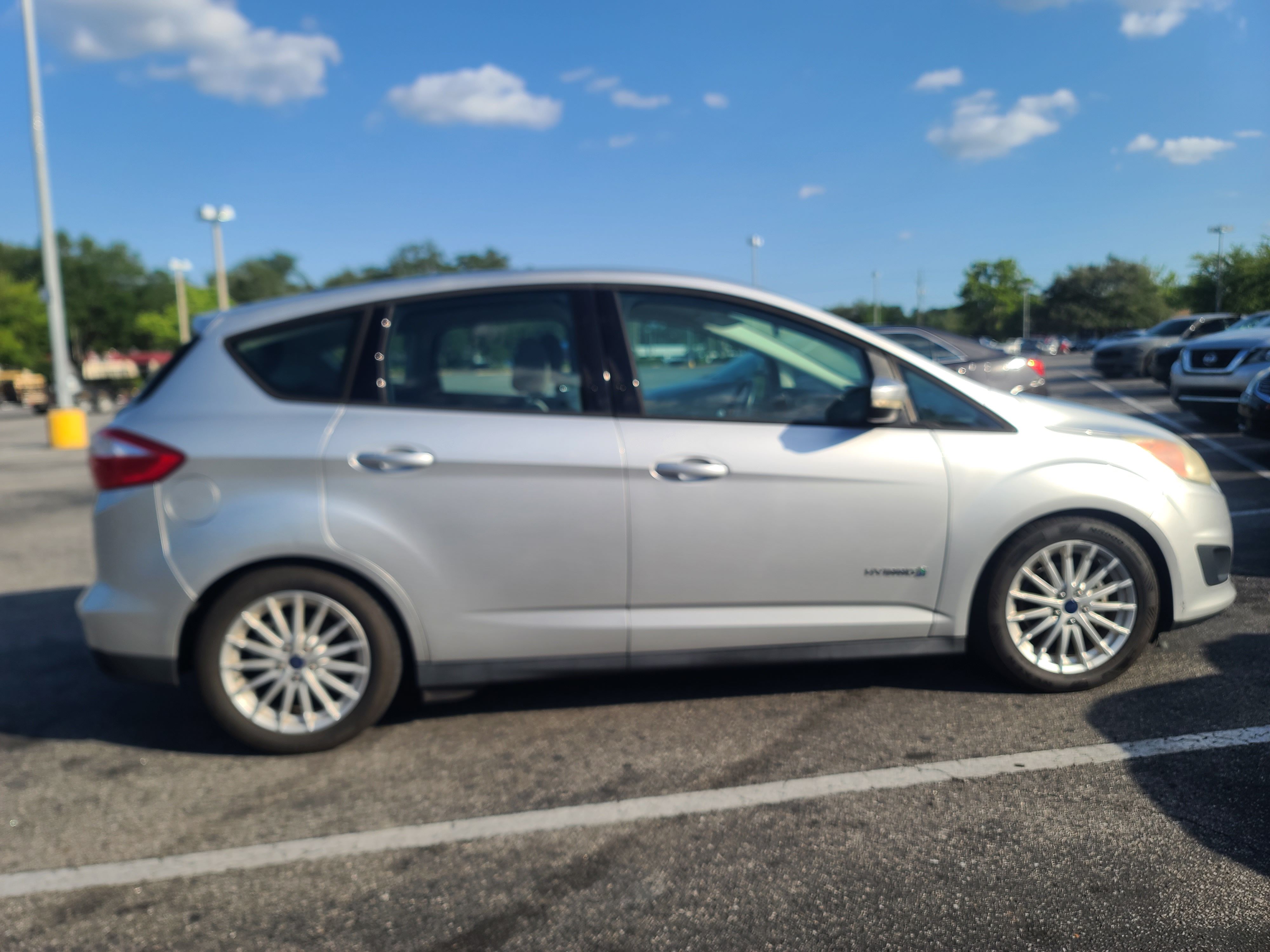 Used 2015 Ford C-MAX SE FWD image 9
