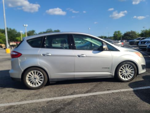 Used 2015 Ford C-MAX SE FWD image 9
