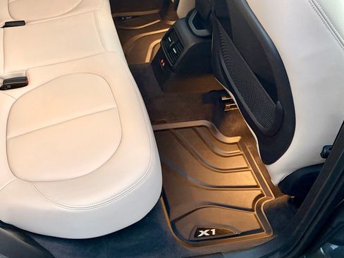 Used 2021 BMW X1 xDrive28i w/ Convenience Package image 21