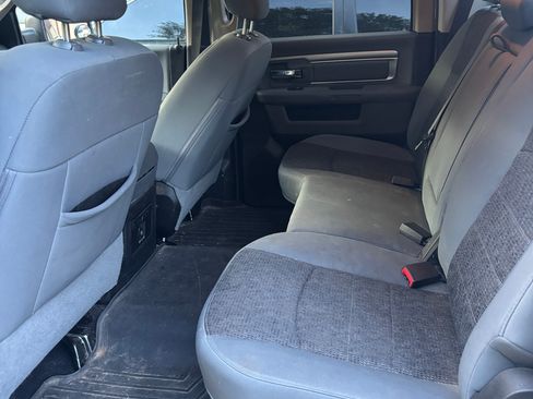 Used 2019 RAM 1500 Lone Star RWD image 10