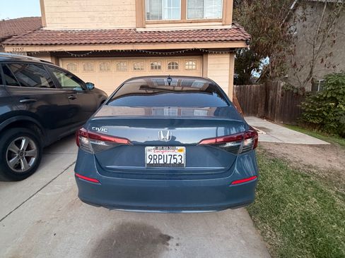 Used 2025 Honda Civic LX image 9