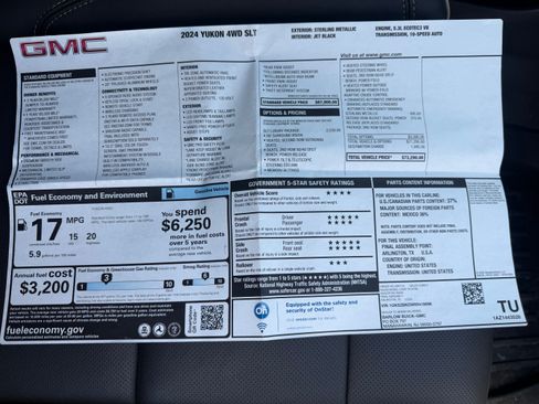 Used 2024 GMC Yukon SLT w/ SLT Luxury Package AWD/4WD image 19