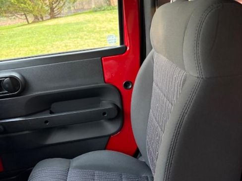 Used 2011 Jeep Wrangler Sport image 12