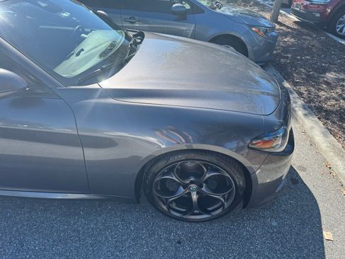 Used 2019 Alfa Romeo Giulia Ti Sport w/ Quick Order Package 22U Sport RWD image 2
