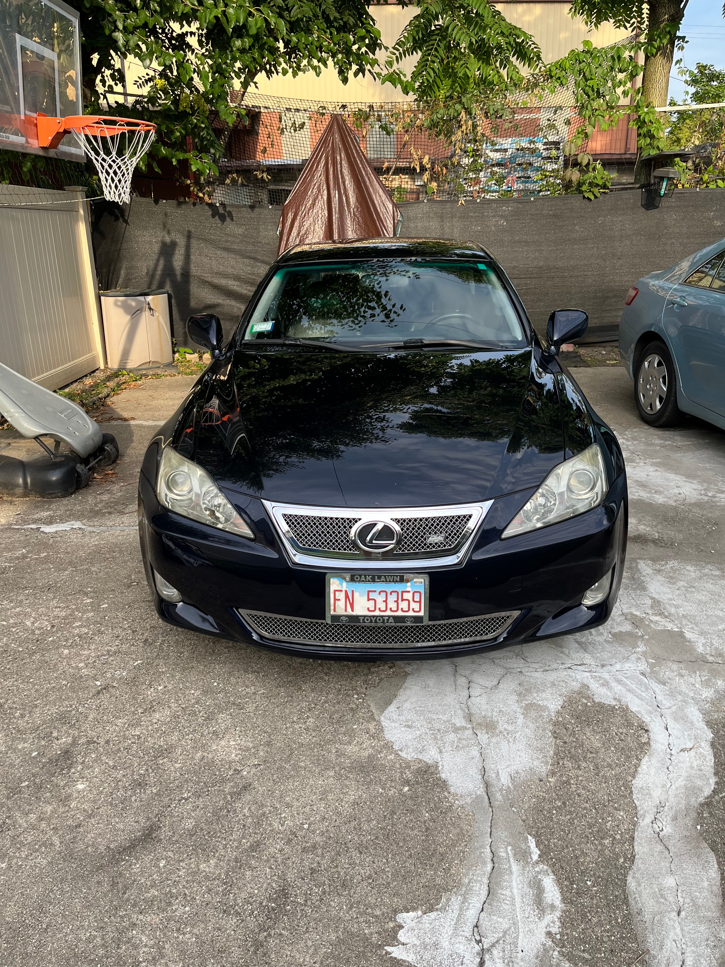 Used 2008 Lexus IS 250 w/ Preferred Accessory Pkg RWD image 4