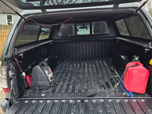 Used 2012 Toyota Tacoma 4x4 Access Cab V6 image 12