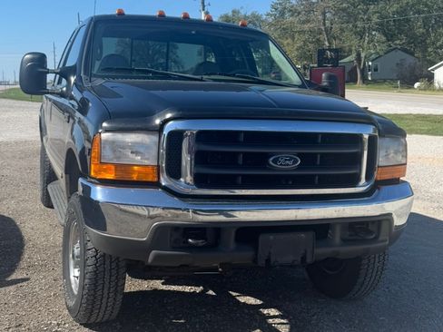 Used 2000 Ford F250 4x4 SuperCab Super Duty image 2