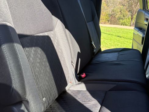 Used 2015 Toyota Tundra SR5 image 11