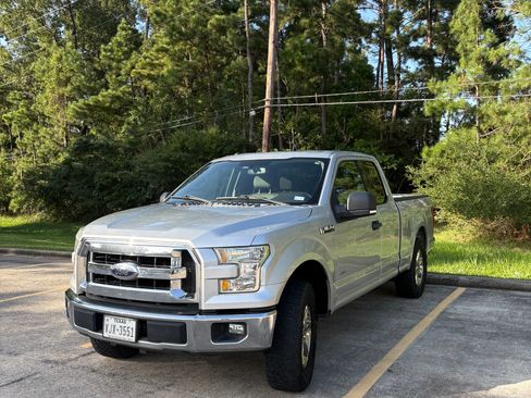Used 2015 Ford F150 XLT w/ Equipment Group 301A Mid RWD image 1
