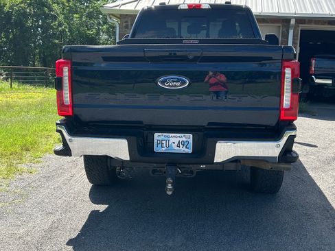 Used 2023 Ford F350 Lariat AWD/4WD image 5
