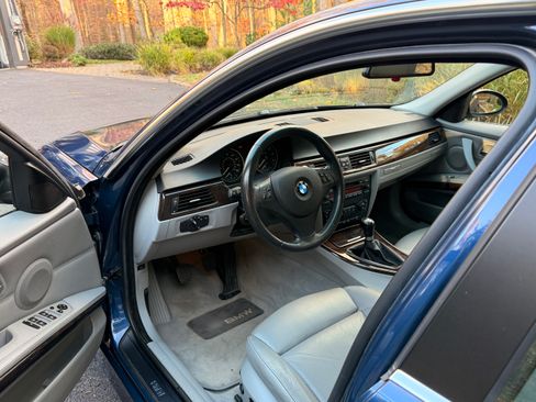 Used 2006 BMW 330xi Sedan image 22