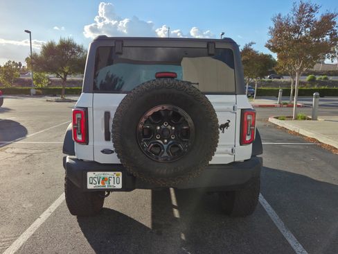 Used 2023 Ford Bronco Wildtrak image 27