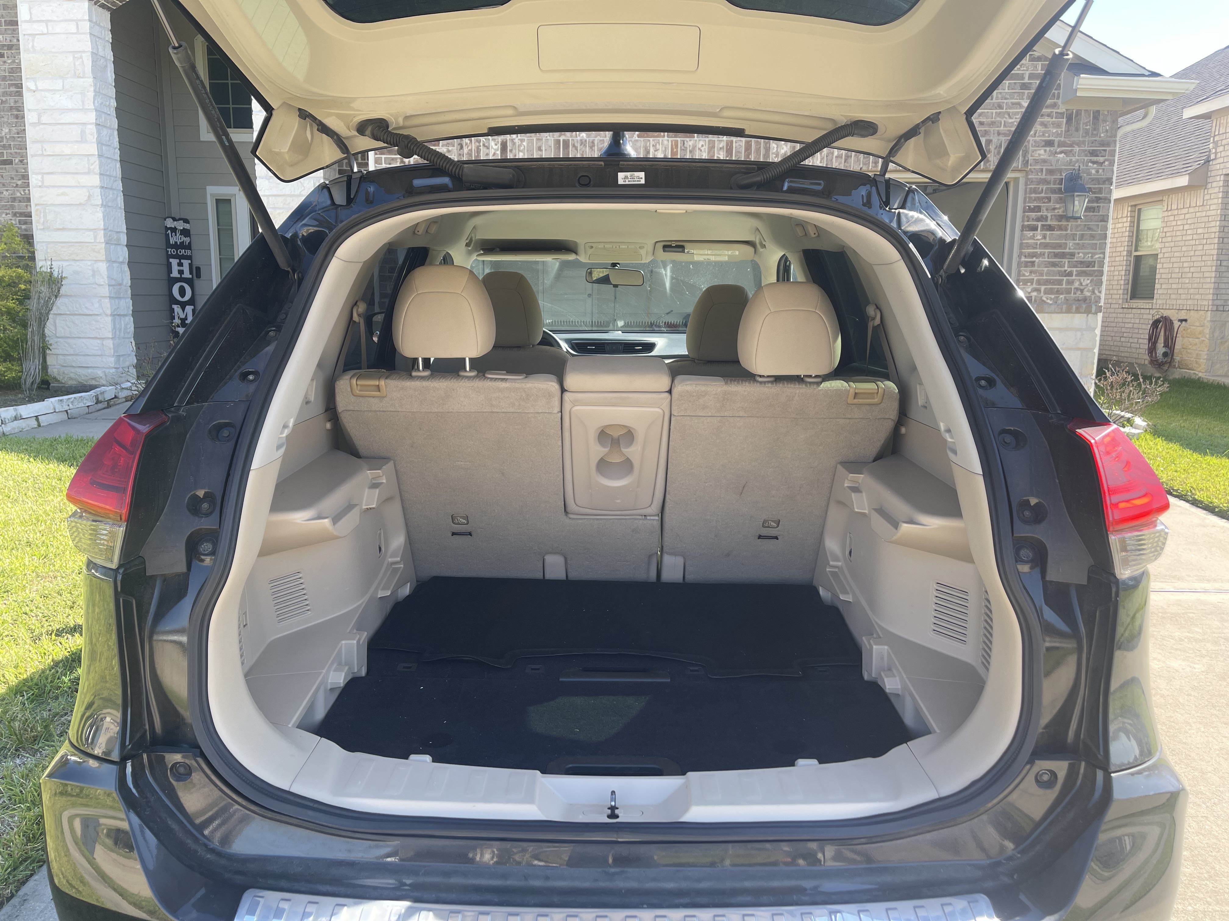 Used 2017 Nissan Rogue S FWD image 9