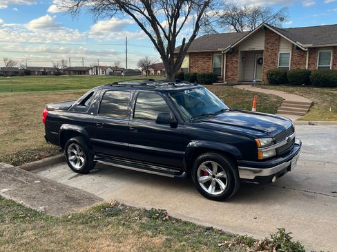 Used 2006 Chevrolet Avalanche Z66 w/ Sun And Sound Package image 9