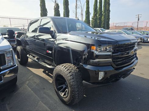 Used 2018 Chevrolet Silverado 1500 LTZ Z71 w/ LTZ Plus Package image 6