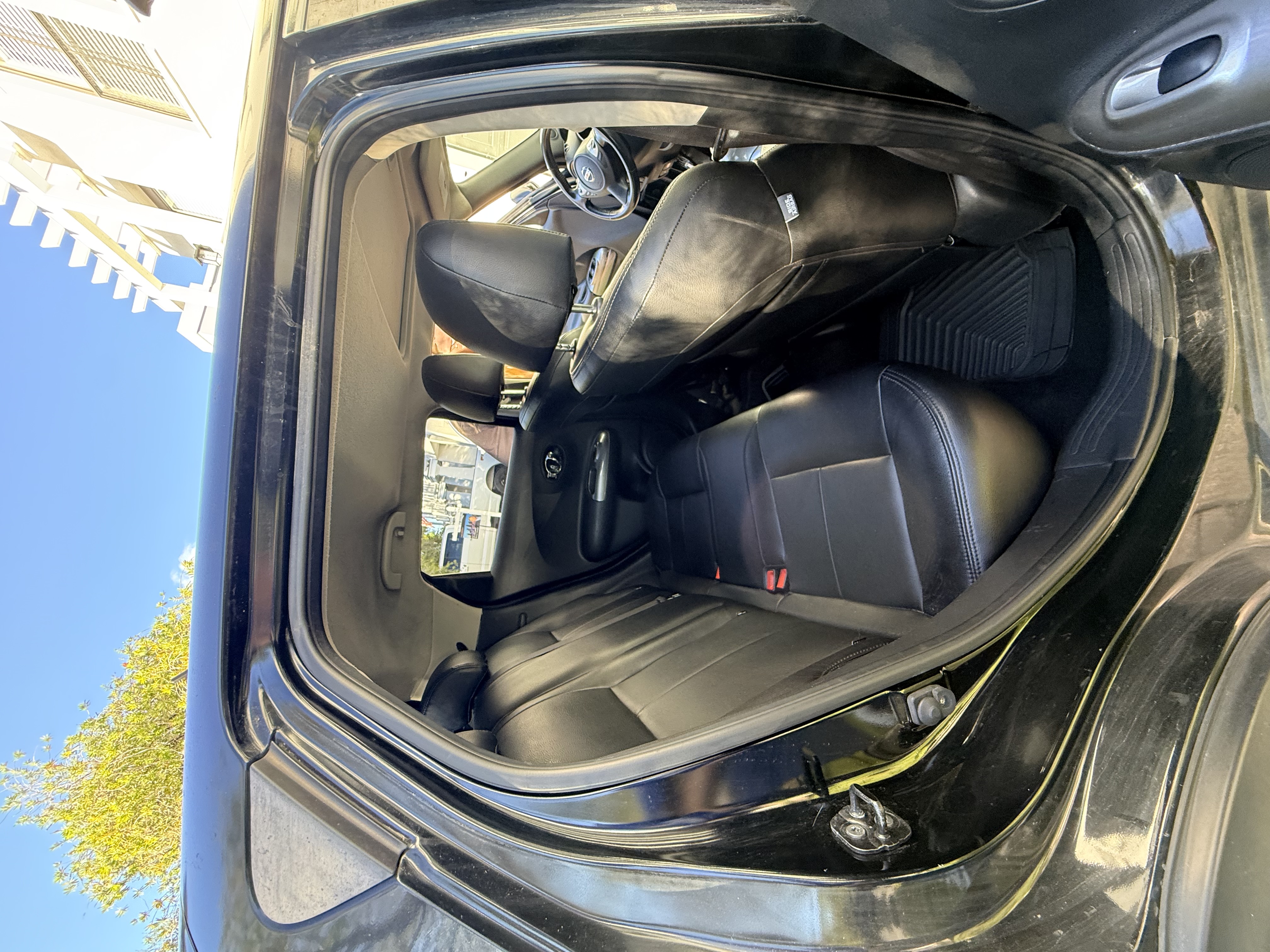 Used 2013 Nissan Juke SV FWD image 21