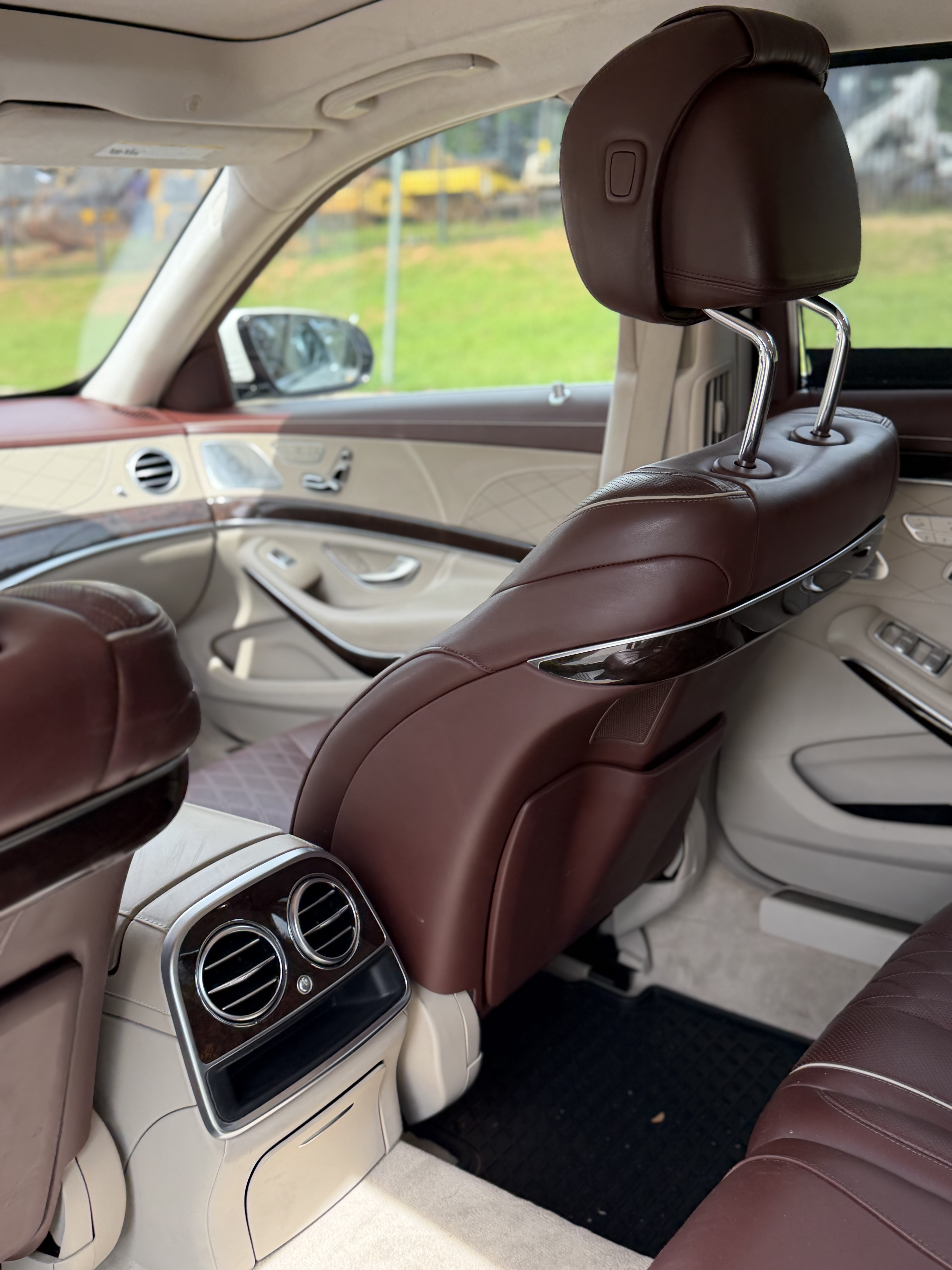Used 2018 Mercedes-Benz S 560 Sedan image 13