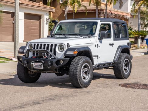 Used 2023 Jeep Wrangler Sport AWD/4WD image 11
