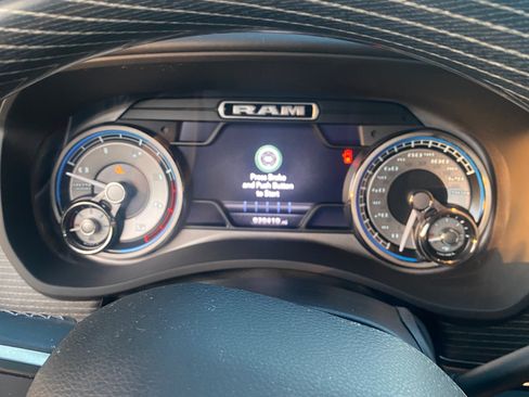 Used 2019 RAM 3500 Limited AWD/4WD image 18