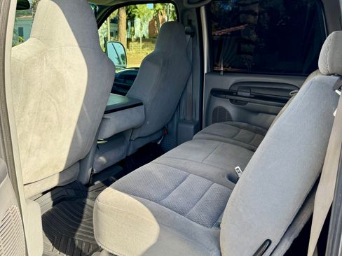 Used 2003 Ford Excursion XLT RWD image 14