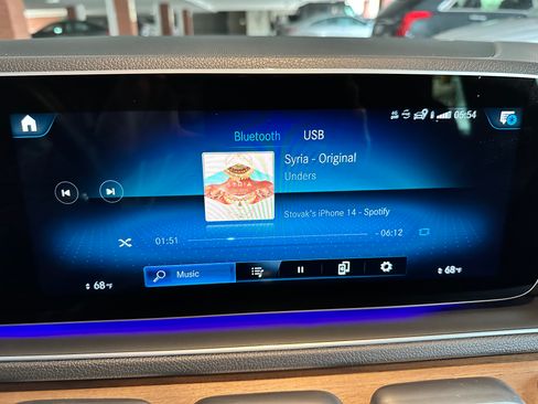 Used 2022 Mercedes-Benz GLE 350 4MATIC image 23