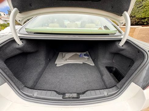 Used 2011 BMW 535i Sedan RWD image 13