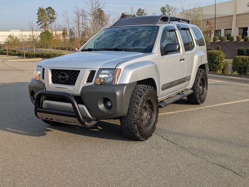 Used 2011 Nissan Xterra S w/ 4X4 Value Package image 4