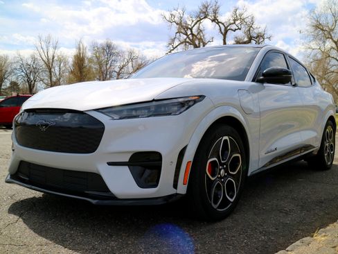 Used 2022 Ford Mustang Mach-E GT image 18