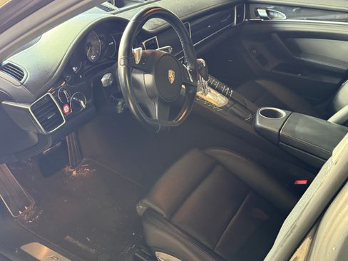 Used 2016 Porsche Panamera S RWD image 15