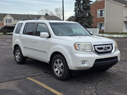 Used 2011 Honda Pilot Touring image 4