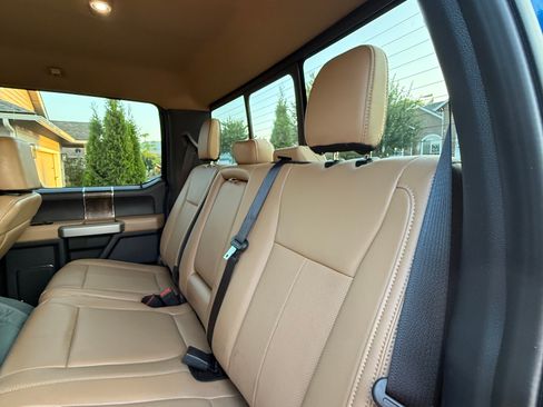 Used 2022 Ford F250 Lariat w/ Chrome Package AWD/4WD image 4