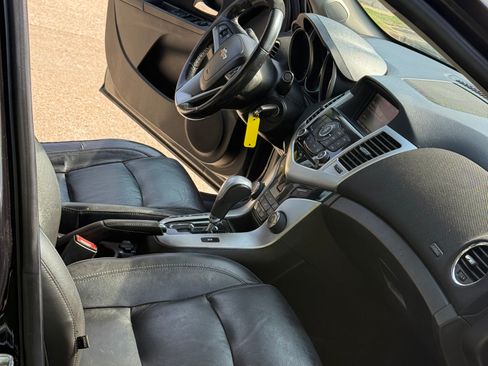 Used 2015 Chevrolet Cruze LT FWD image 9